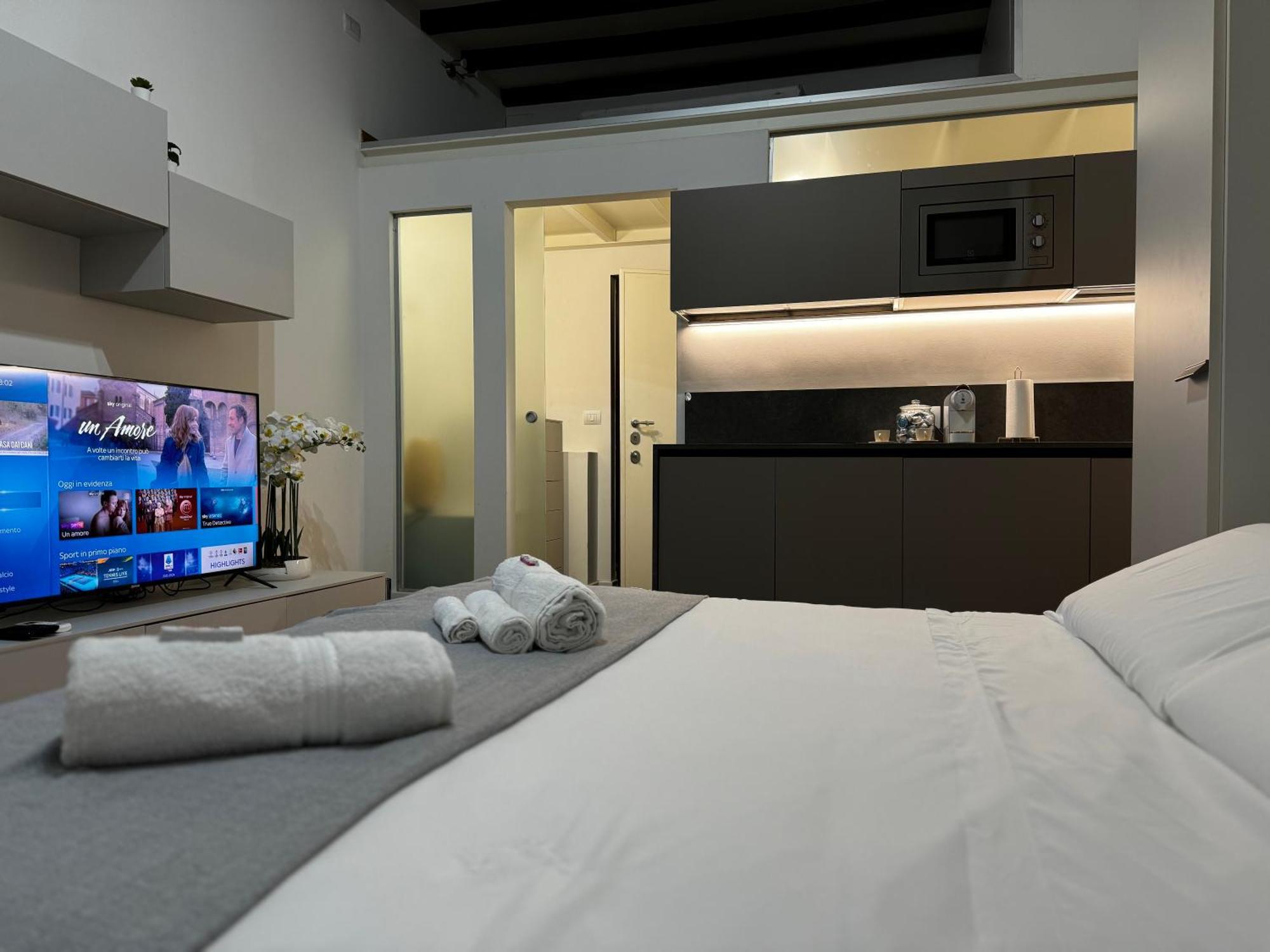 Regina Milano In Corso Lodi - Sky Tv, Wifi E Breakfast Box Apartment Exterior photo
