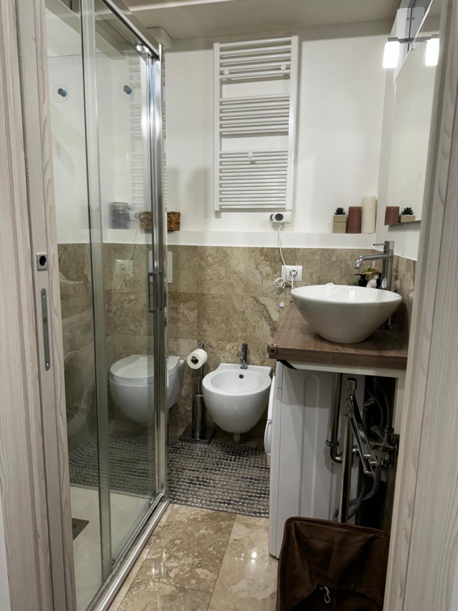 Regina Milano In Corso Lodi - Sky Tv, Wifi E Breakfast Box Apartment Exterior photo
